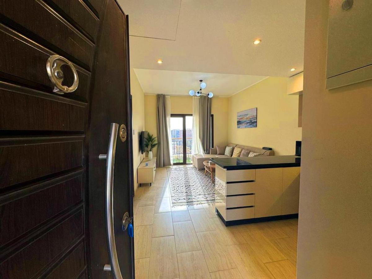 Aldau Heights One Bedroom In Cr Apartment
