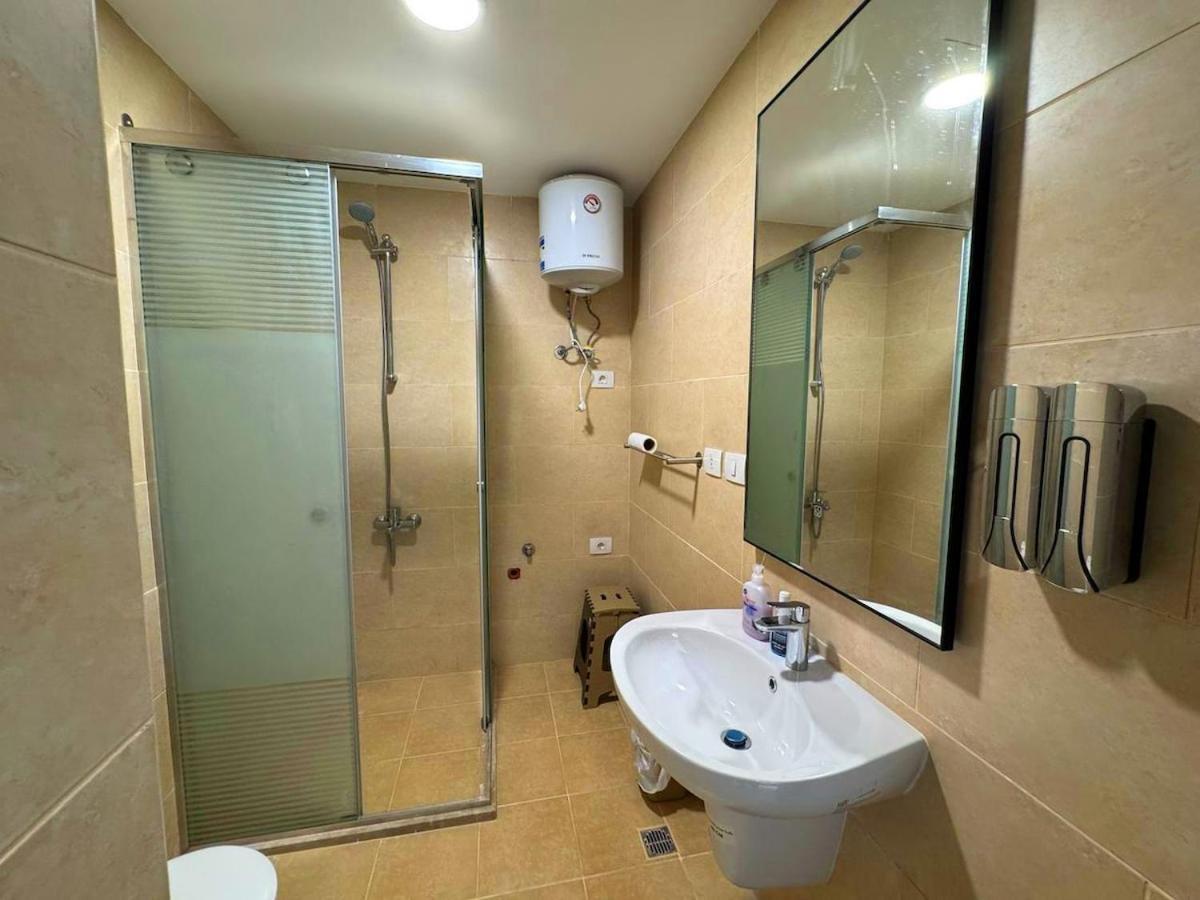 Aldau Heights One Bedroom In Cr *